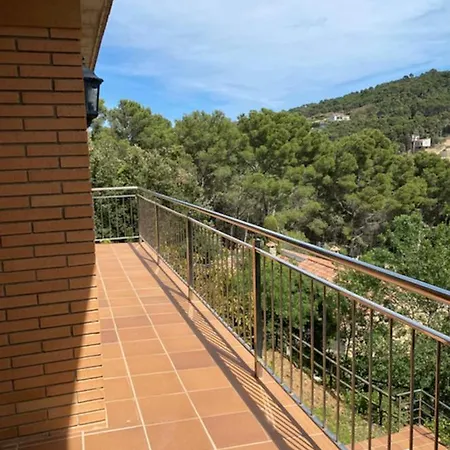 With Private Pool Next To Beach, Sa Riera Villa *